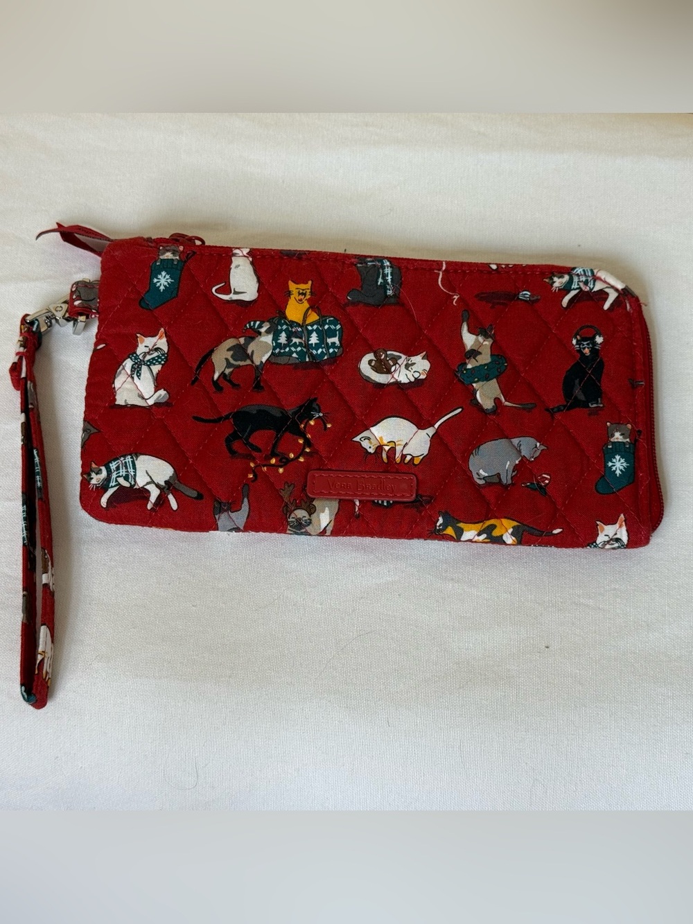 Vera Bradley Quilted Red Cat Pattern Wristlet Wallet - Cat Design